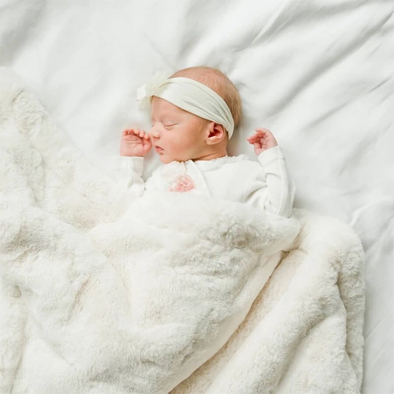 Cobertor Donna Laço Bebê Pellit Peles Off White